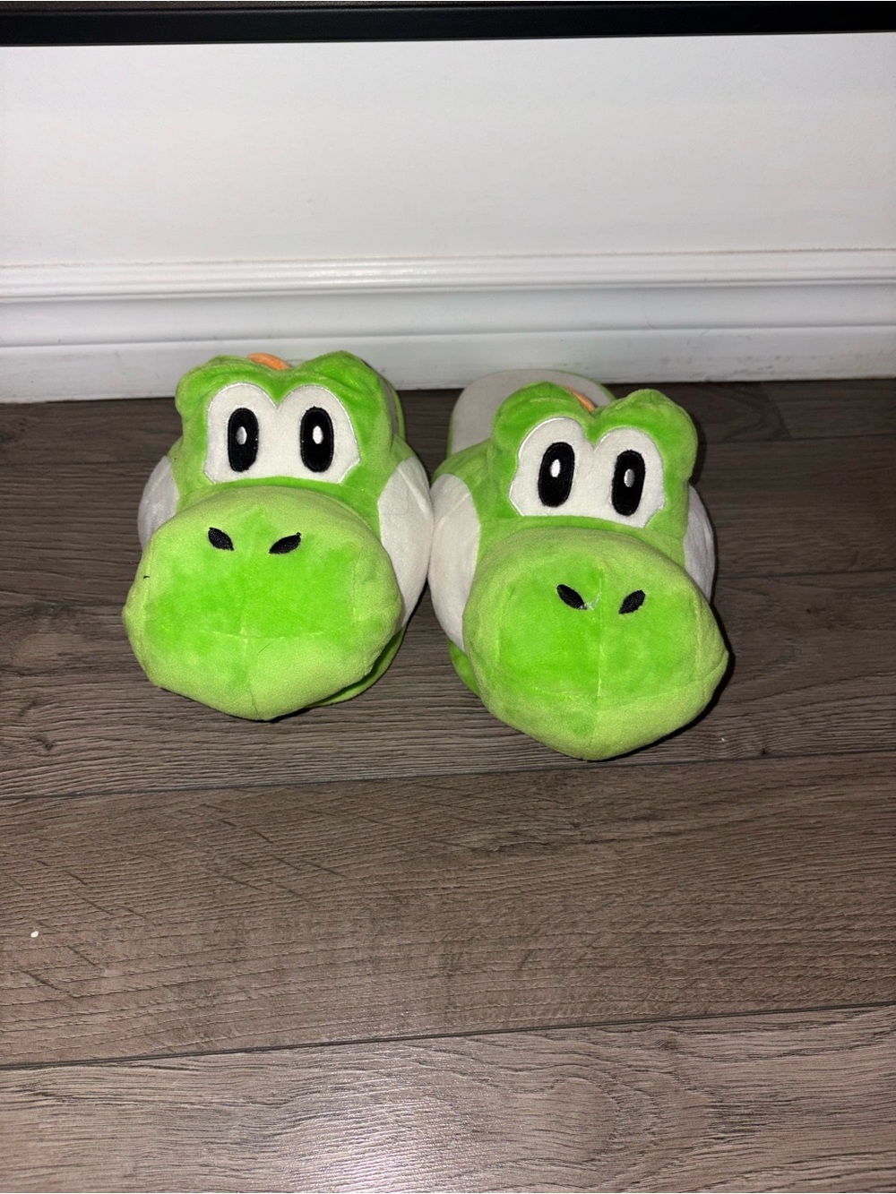 ❌SOLD❌ - Nintendo Green and White Yoshi Plush Slip-On Slippers